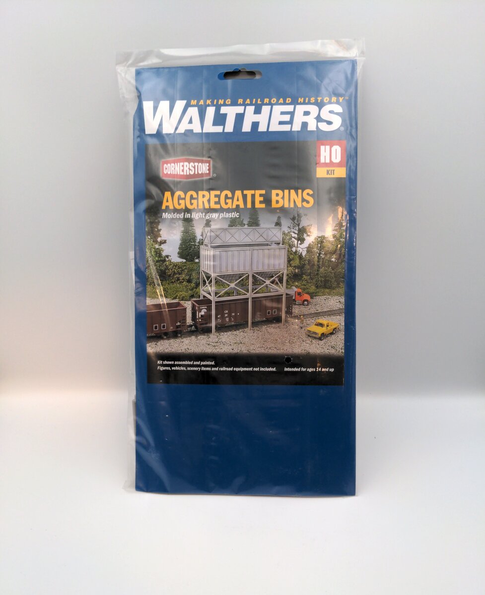 Walthers 933-4090 HO Aggregate Bins Plastic Kit