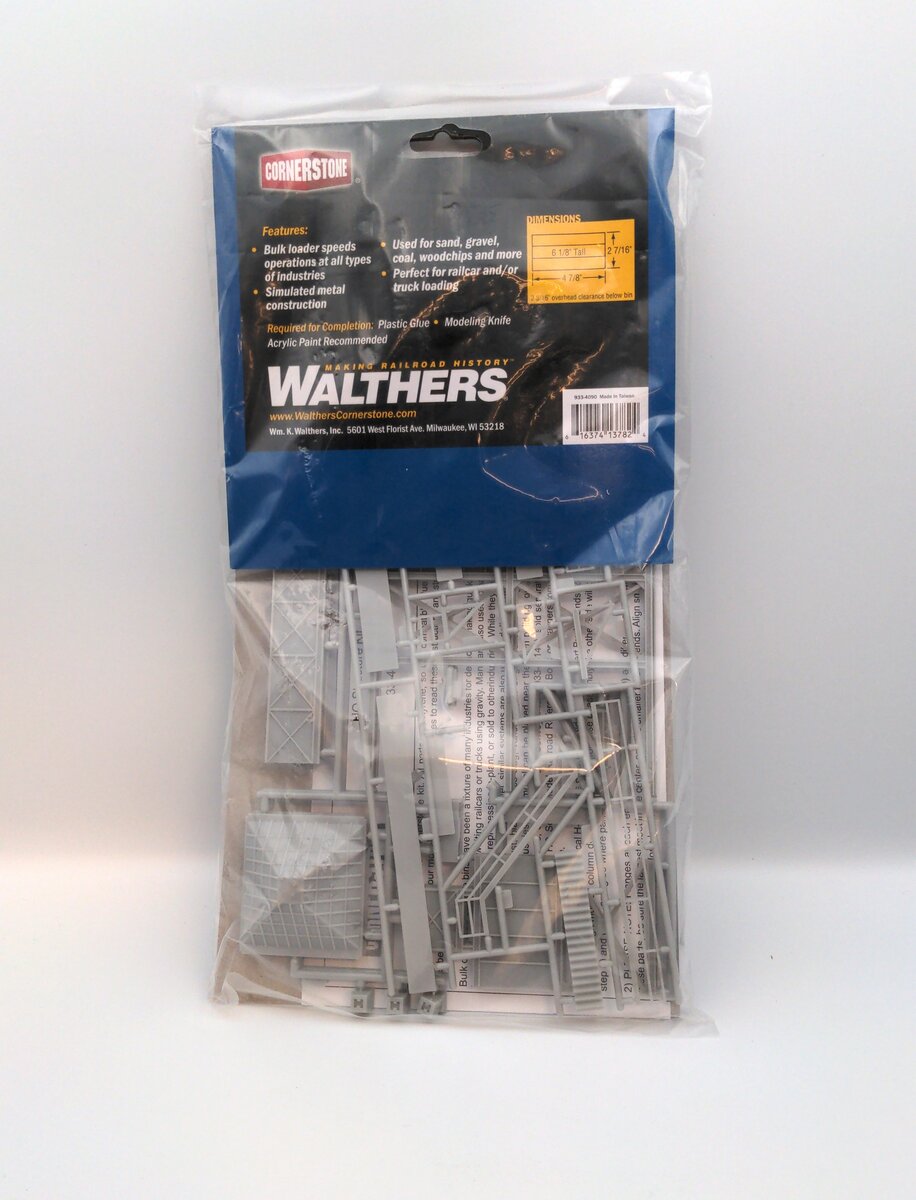 Walthers 933-4090 HO Aggregate Bins Plastic Kit