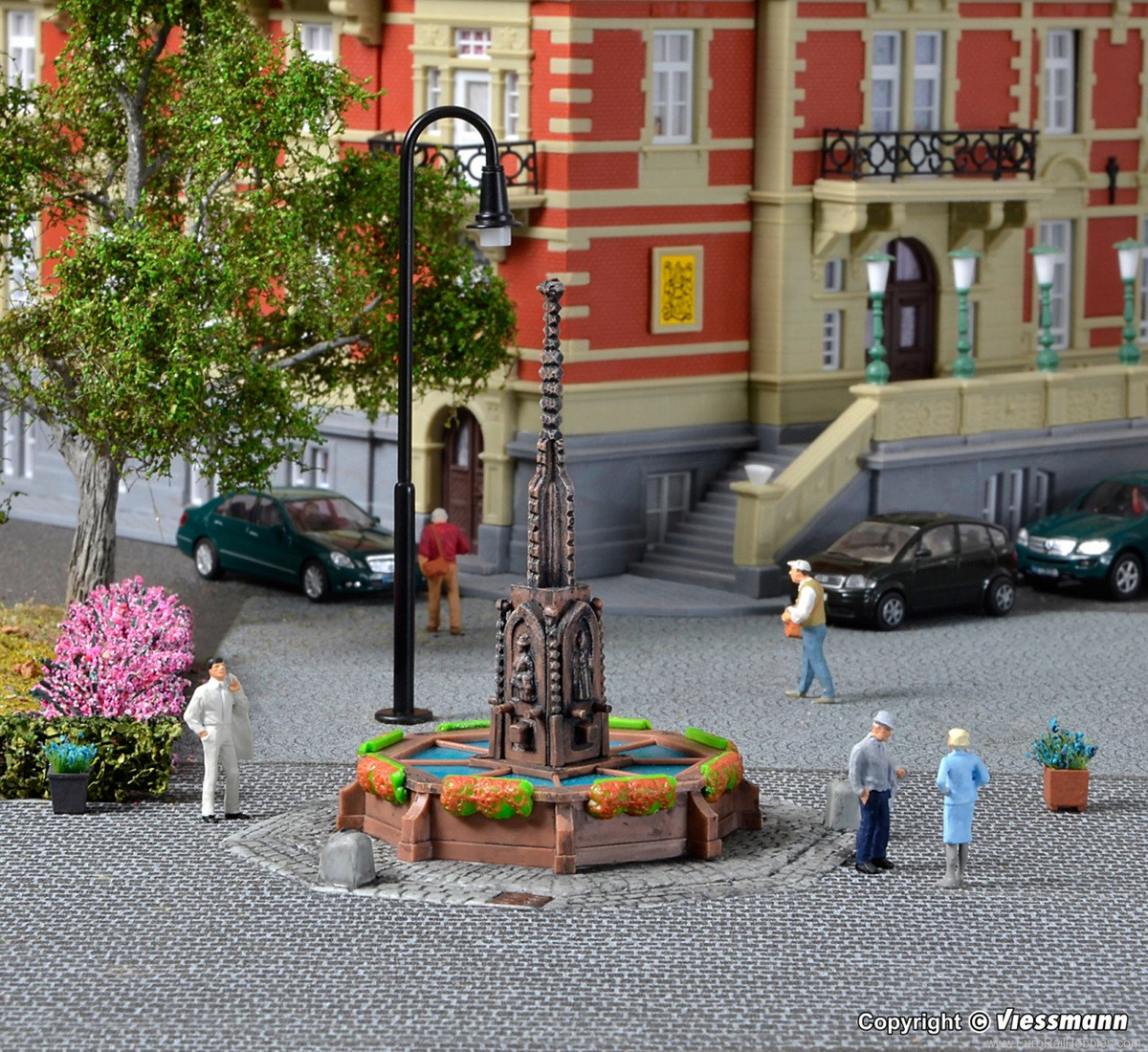 Kibri 38910 HO Town Hall Fountain Kit
