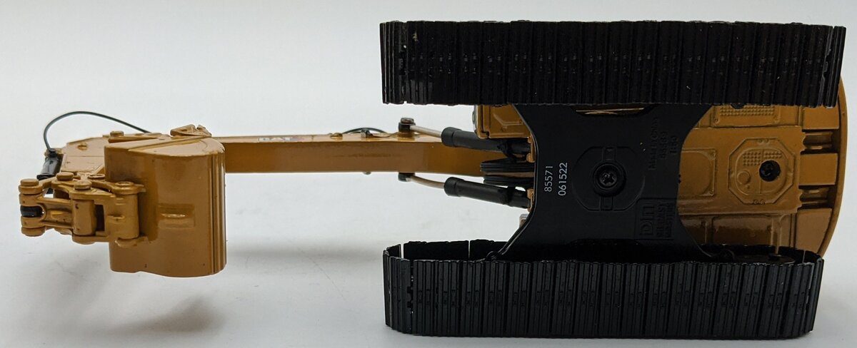 DieCast Masters 85571 1:50 High Line Series Caterpillar 323 Hydraulic Excavator