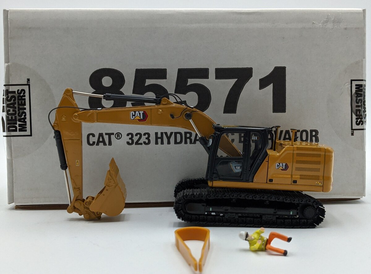 DieCast Masters 85571 1:50 High Line Series Caterpillar 323 Hydraulic Excavator