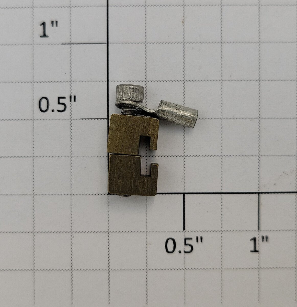 Split Jaw 40112 G Scale B-332-OJPSC Brass Power Rail Connector
