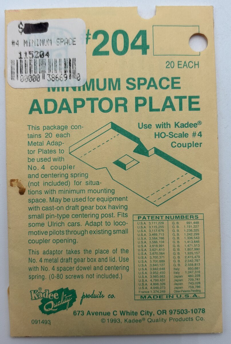 Kadee 204 HO Scale Minimum Space Adaptor Plate - Use with No.4 Coupler
