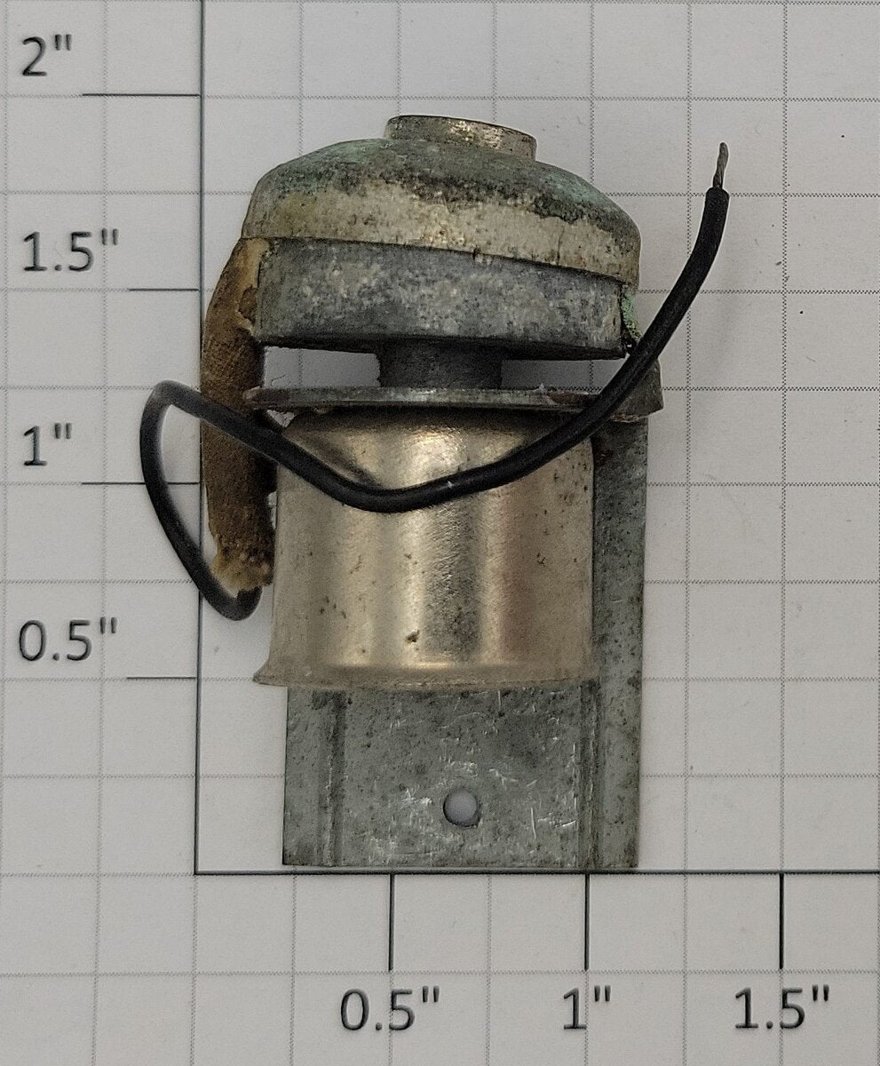 Lionel 671-170 Smoke Unit Housing - Early Small Chamber