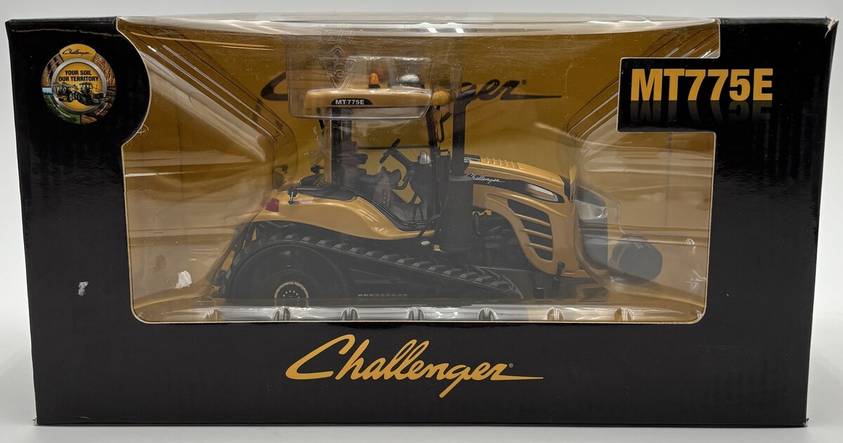 USK 10614 1:32 AGCO Challenger MT775E Agricultural Tractor