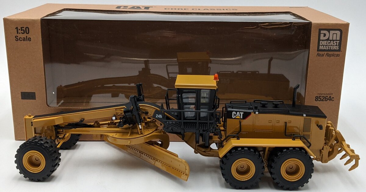 DieCast Masters 85264C 1:50 Core Classics Series Caterpillar 24M Motor Grader
