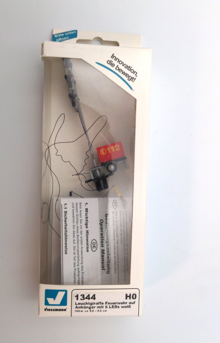 Viessmann Modellspielwaren 1344 HO Floodlight Trailer w/Adjustable Light Unit