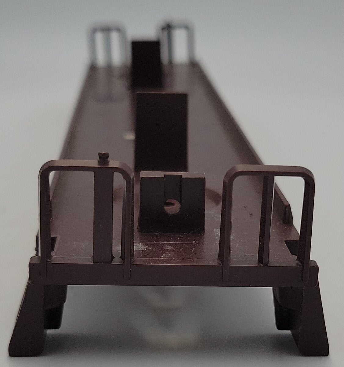 Lionel 9551-61 O Gauge Plastic Brown Old Time Passenger Car Frame