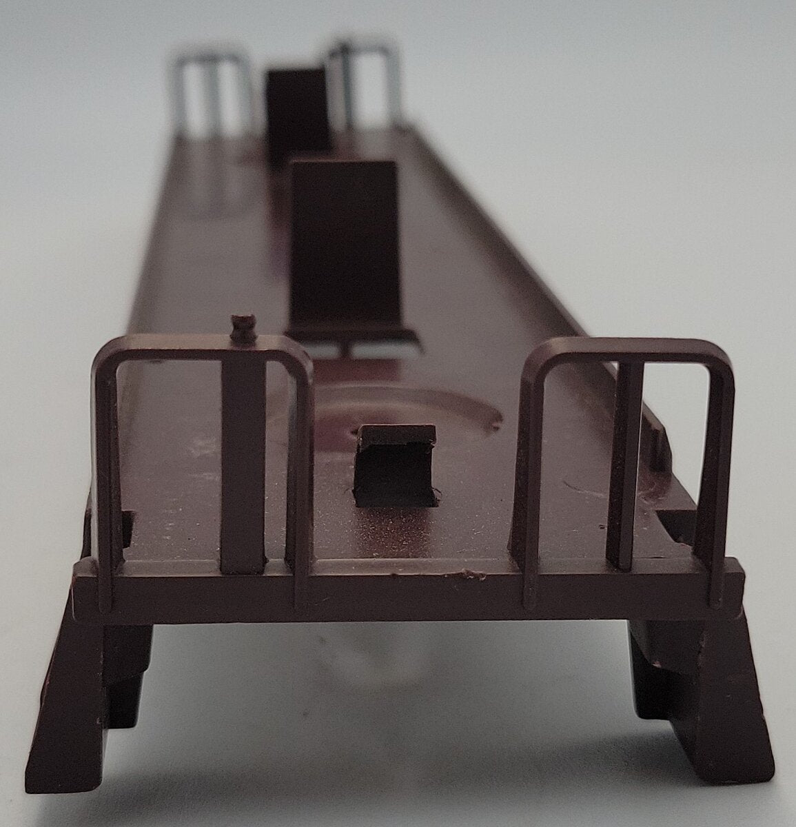 Lionel 9551-61 O Gauge Plastic Brown Old Time Passenger Car Frame