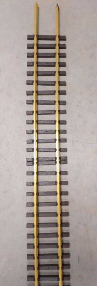 American Mainline G201-01 G 6 Ft Code 332 Brass USA Flex Track Sold By Piece