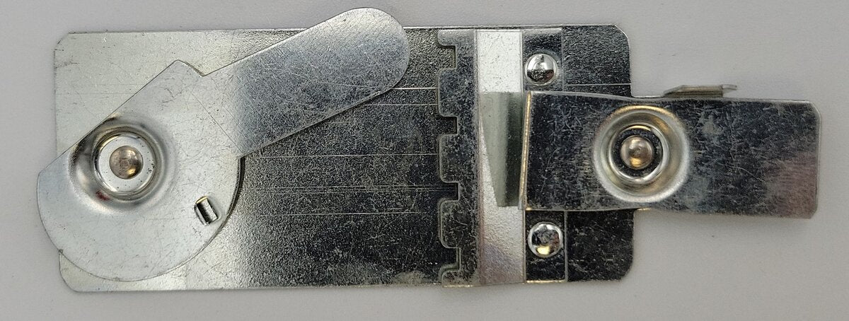 American Flyer 33820 Tie Ejector Car In Separate Sale Box with Hardware
