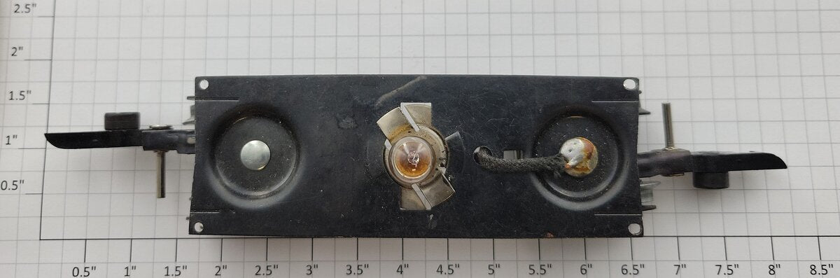 American Flyer PA10833B Caboose Frame w/ Operating Coupler Trucks & Lamp Socket