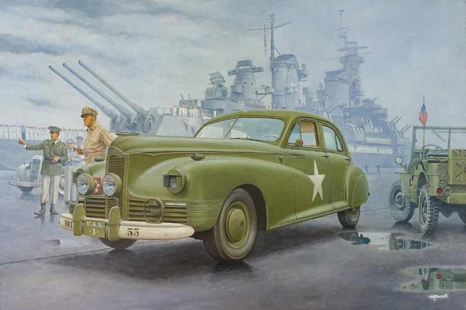 Roden Models 815 1:35 WWII 1941 Packard Clipper Plastic Model Kit