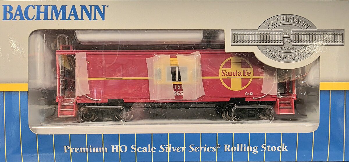 Bachmann 73206 HO Santa Fe Bay-Window Caboose with Roof Walk