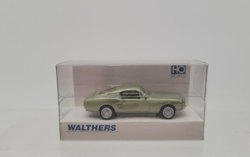 Walthers 933-1220 HO Scale Mint Green 1967 Ford Mustang Fastback