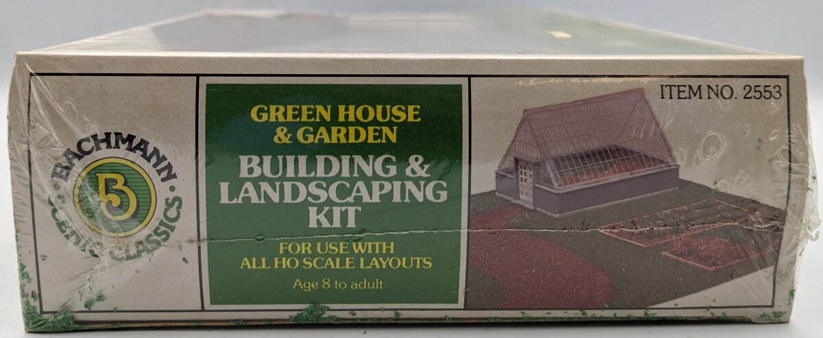 Bachmann 2553 HO Green House & Garden Building & Landscaping Kit