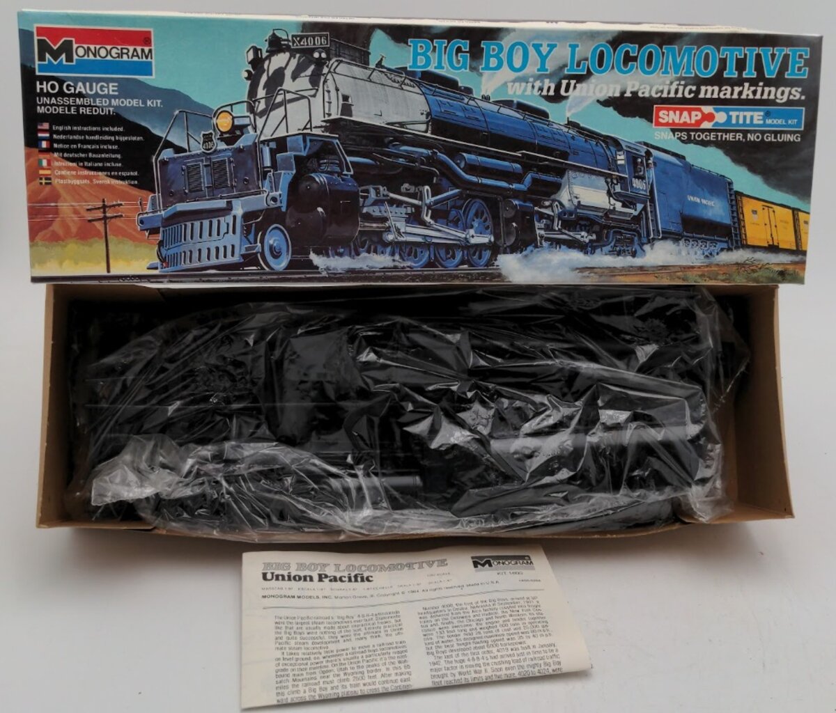 Monogram 1600 HO Big Boy Locomotive with Union Pacific Markings Snap Tite Kit