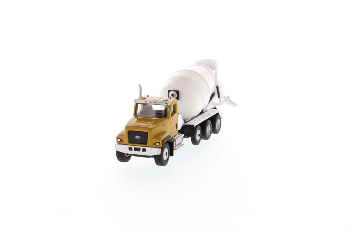 DieCast Masters 85512 1:87 Caterpillar CT681 Concrete Mixer Model Kit