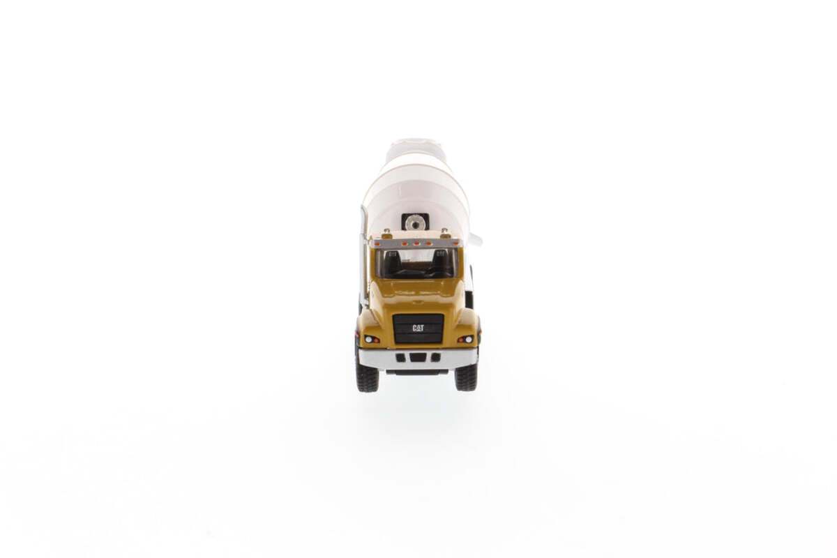 DieCast Masters 85512 1:87 Caterpillar CT681 Concrete Mixer Model Kit