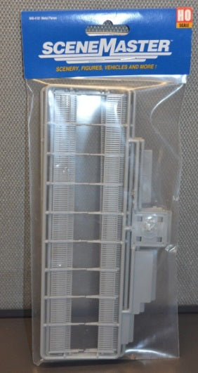 Walthers 949-4181 HO Scale 48-7/8" 124.2cm Metal Fence Kit
