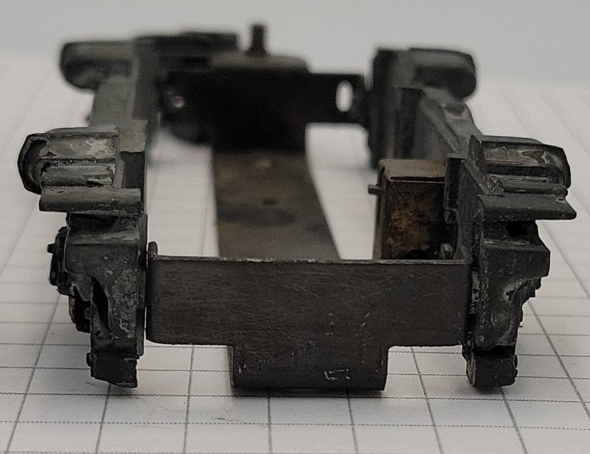 American Flyer XA13A802 S Cast Alco Operating Coupler Truck Frame w/ Collector