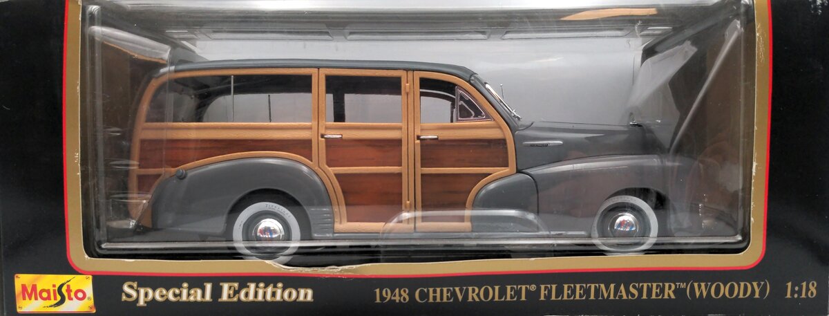 Maisto 31854 1:18 Diecast 1948 Chevrolet Fleetmaster Woody
