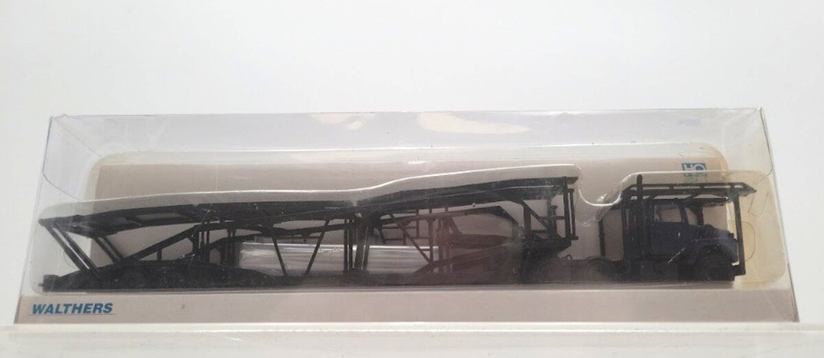 Walthers 933-1200 HO Scale Navy Auto Carrier Trailer W/Ford LNT 9000 Tractor