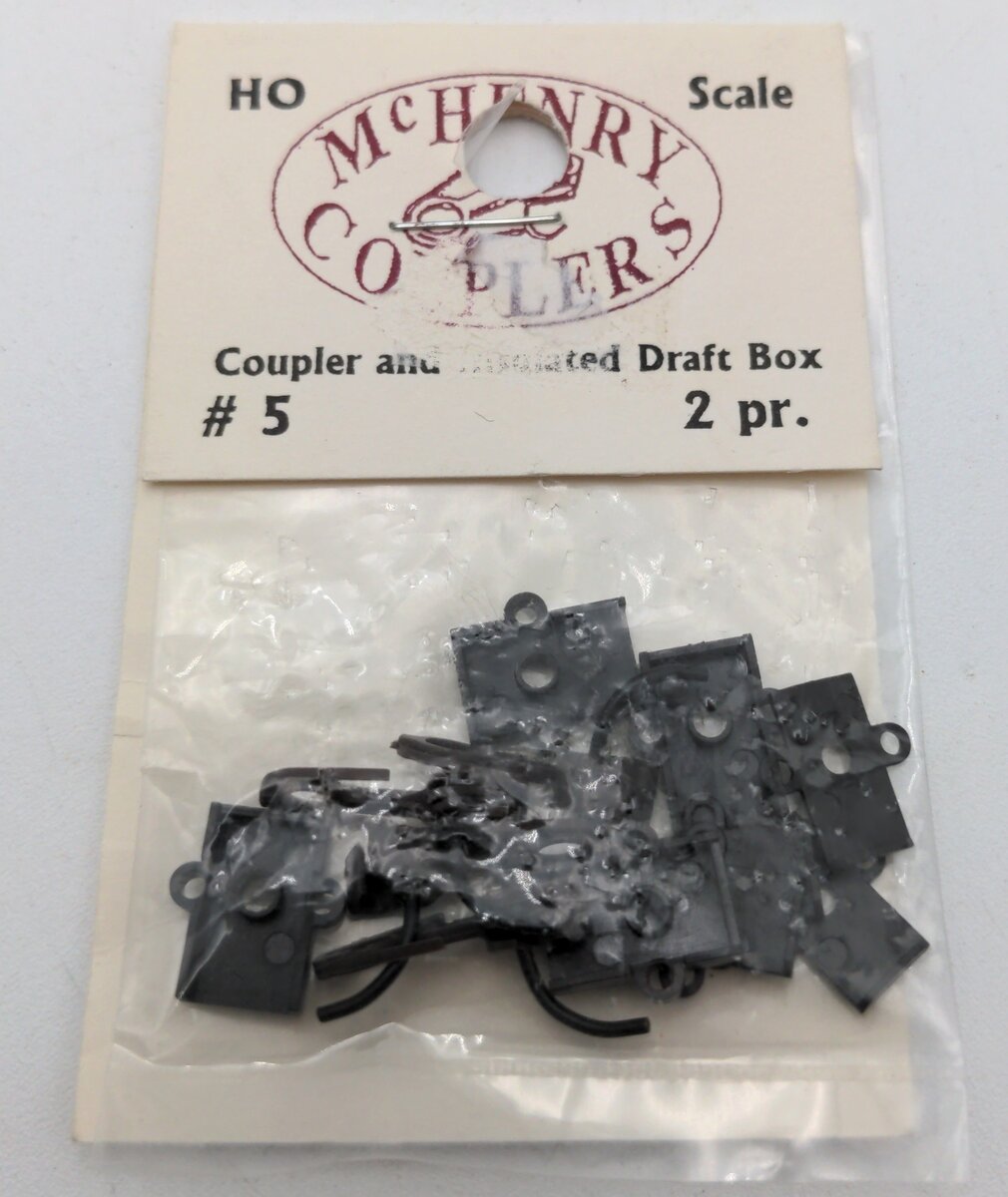 McHenry Couplers 5 HO Coupler and Insulated Draft Box