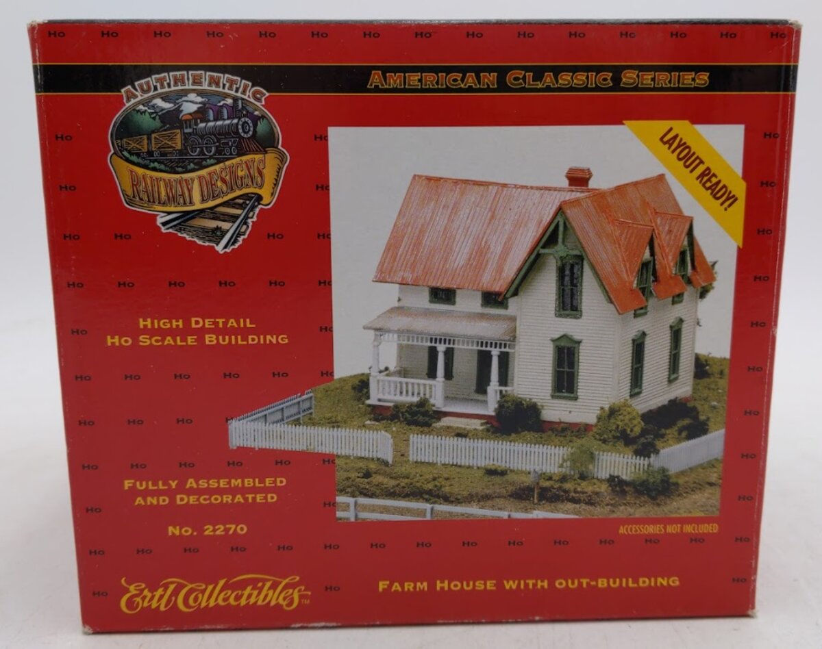 Ertl 2270 American Classic Series HO Farm House with Out Building Layout Ready