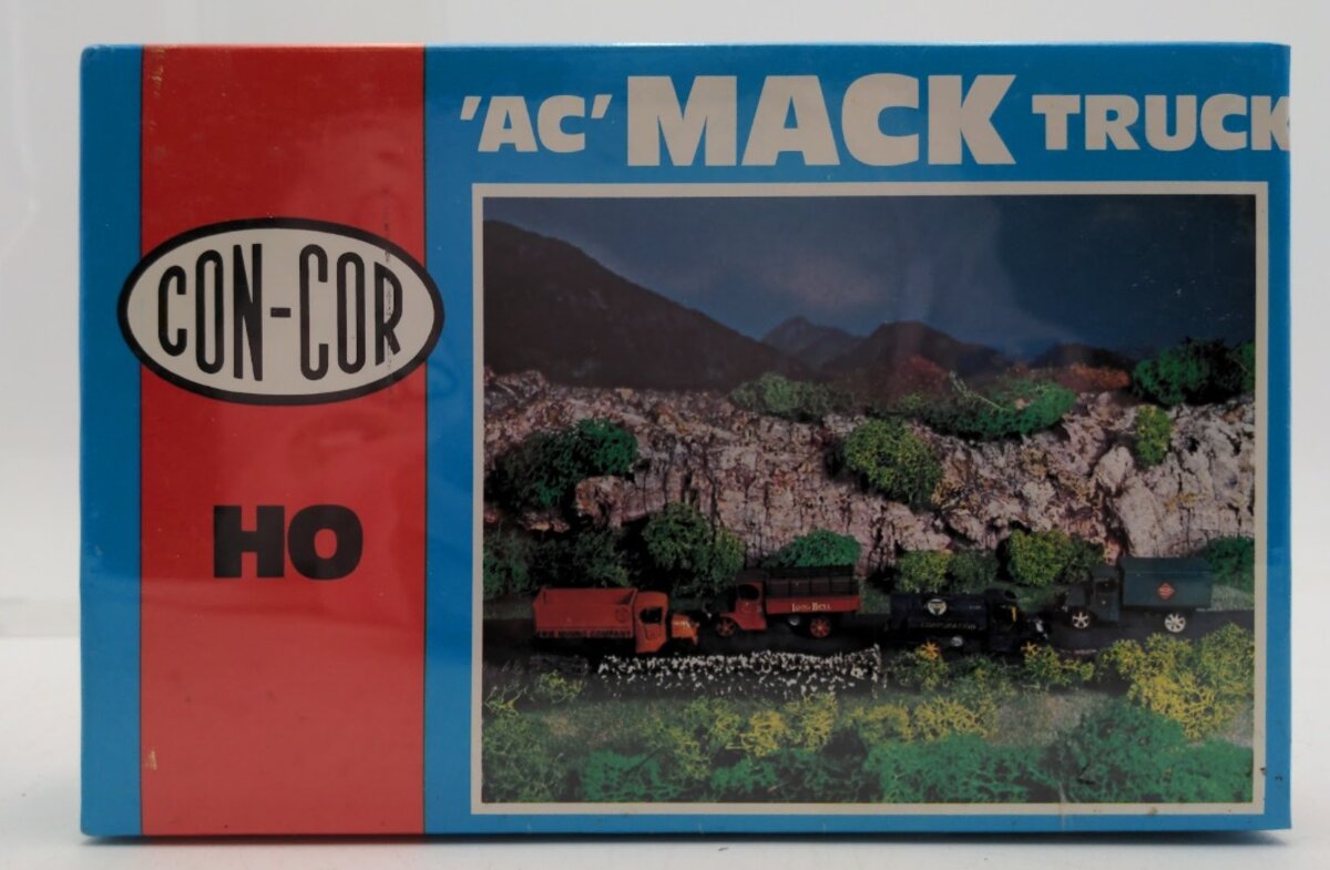 Con-Cor 001-007001 HO Scale 1926 Mack 
