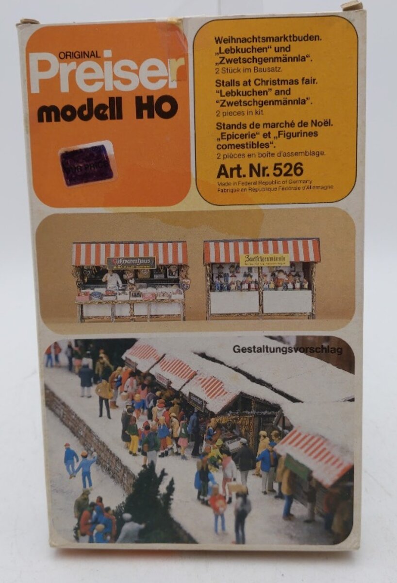 Preiser 526 HO Stalls at Christmas Fair Plastic Model Kit