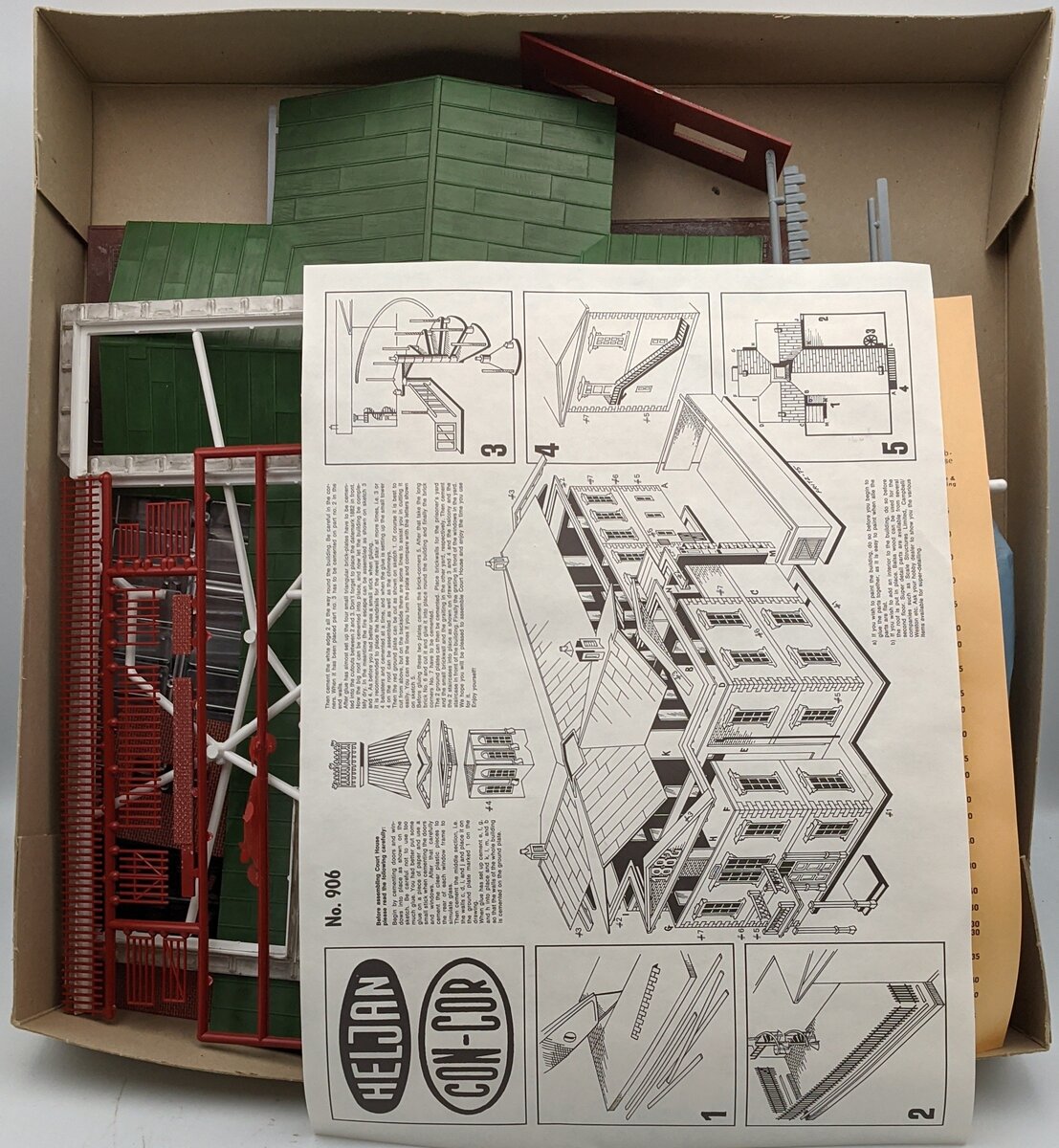 Heljan 906 HO Court House Square Series Tombstone Court House Building Kit