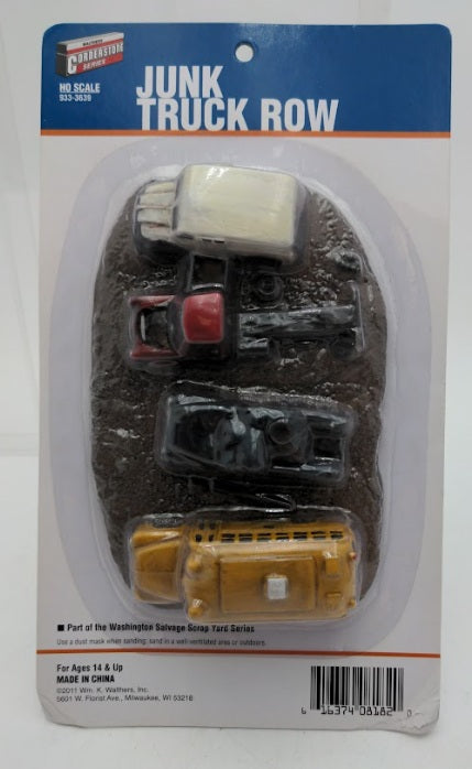 Walthers 933-3639 HO Scale CornerStone Series Junk Truck Row