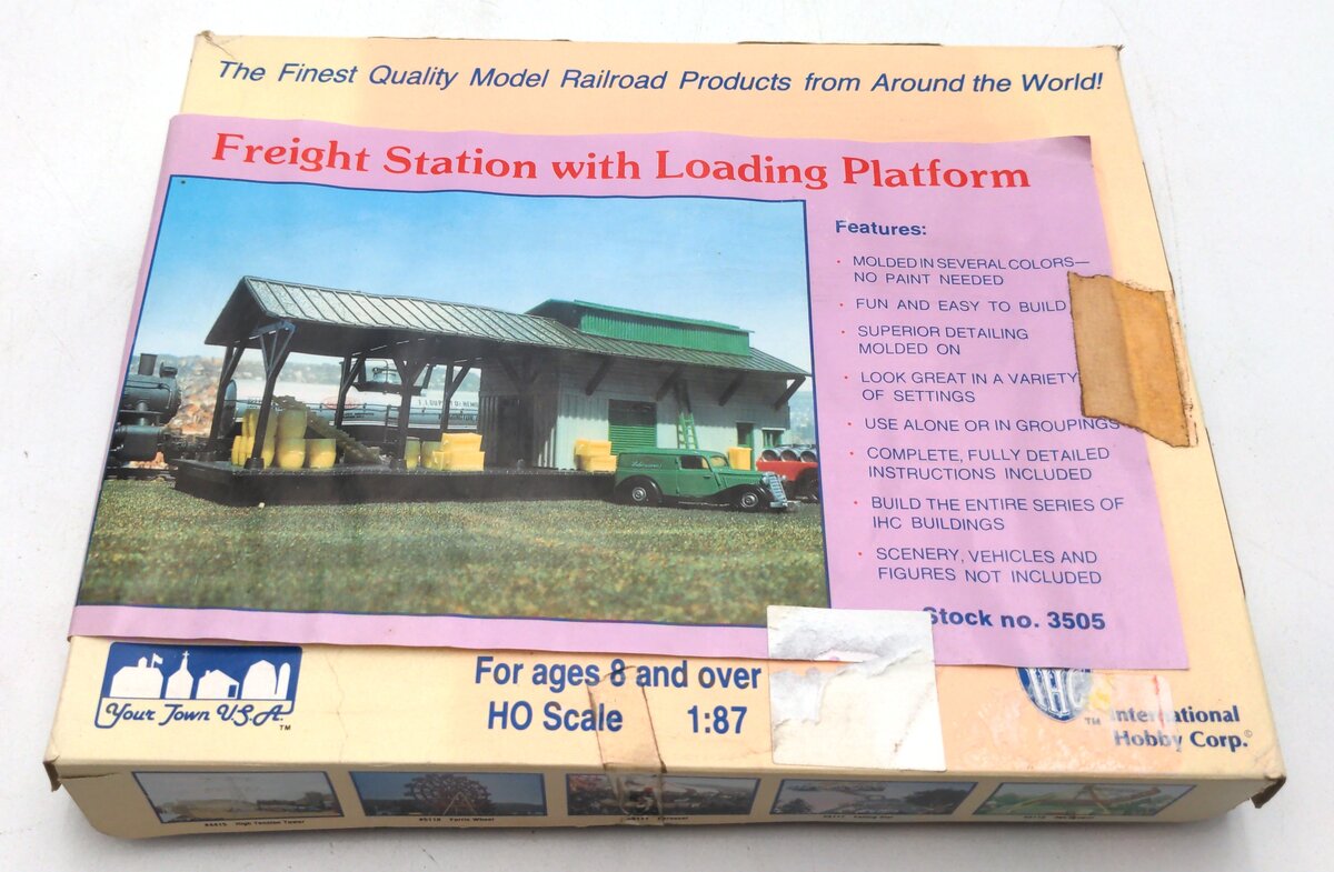 IHC 3505 HO Freight Station with Loading Platform Building Kit