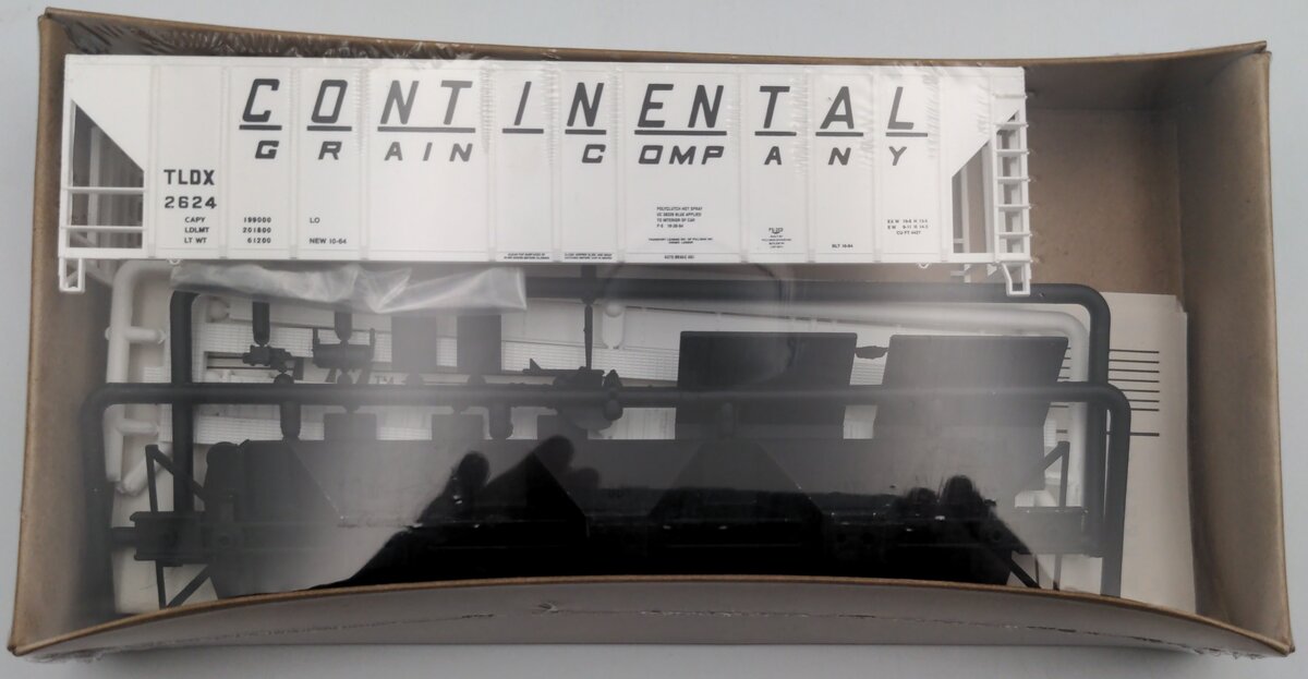 Walthers 932-5706 HO Continental Covered Hopper Kit #2624