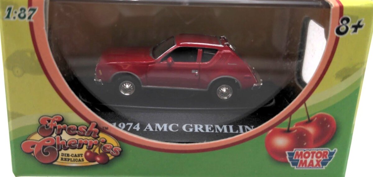 Motor Max 73950FC 1:87 Scale Fresh Cherries Red 1974 AMC Gremiln
