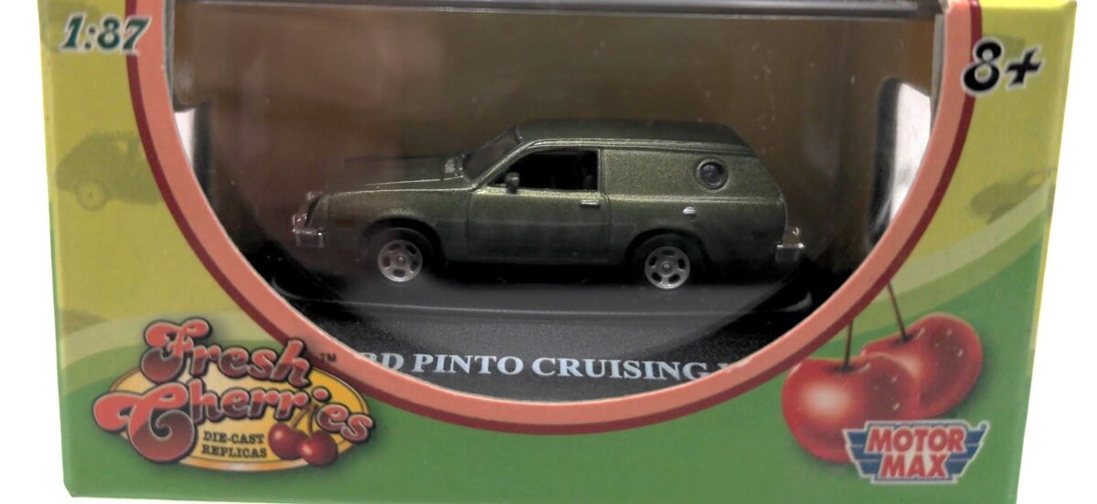 Motor Max 73950FC 1:87 Fresh Cherries Green 1977 Ford Pinto Cruising Wagon