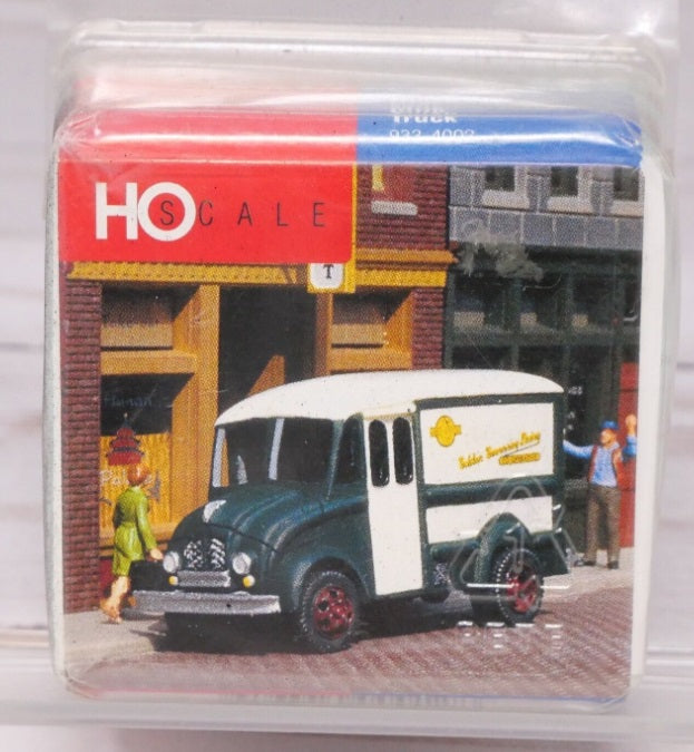 Walthers 933-4002 HO Scale Divco Milk Truck Resin Kit