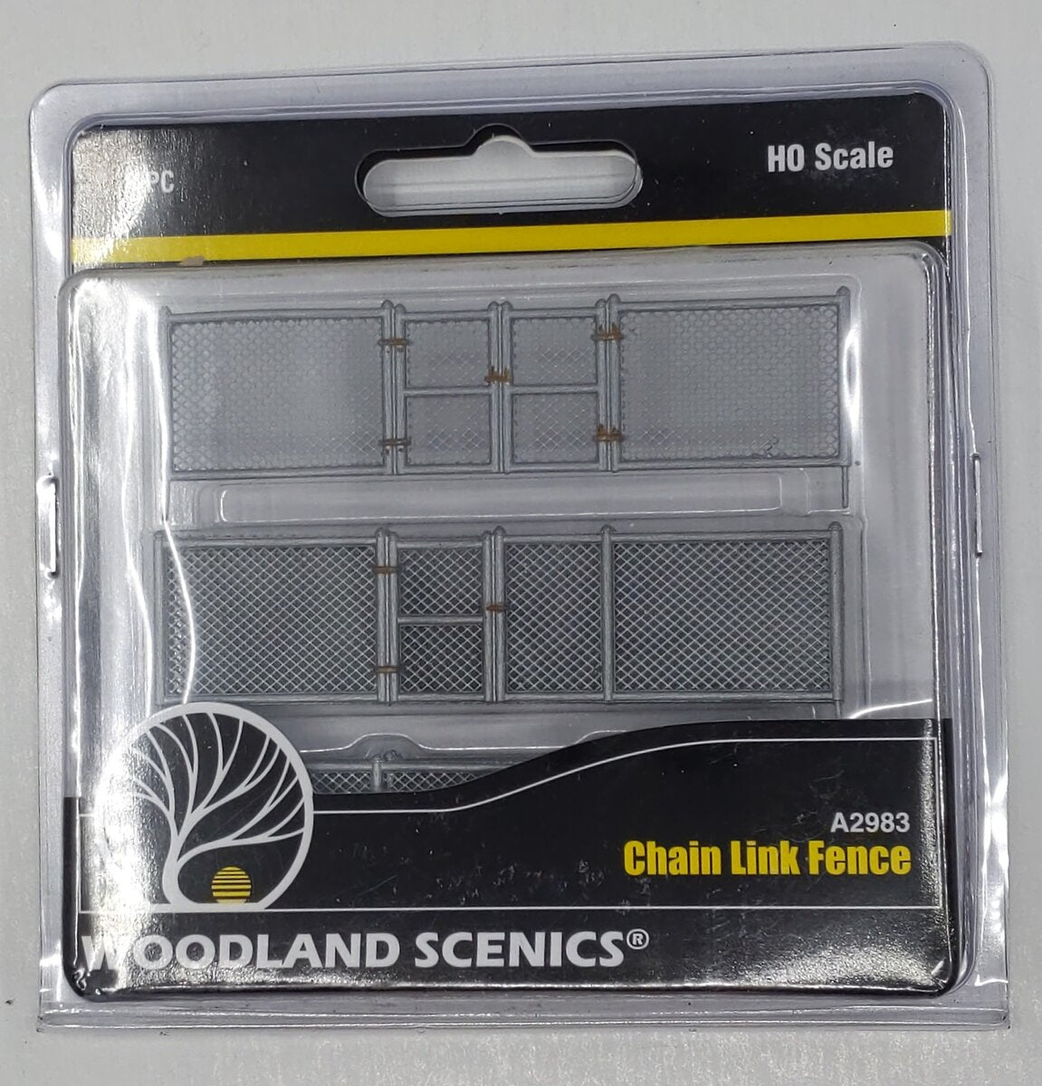 Woodland Scenics A2983 HO Scale Chain Link Fence (Pack of 8)