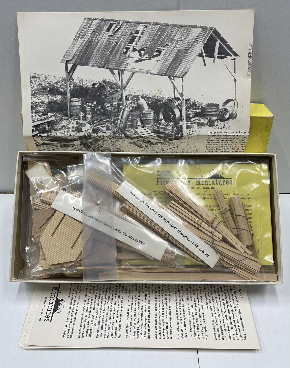Fine Scale Miniatures 180 HO/HOn3 Scale Sand House Laser-Cut Building Kit LN/Box