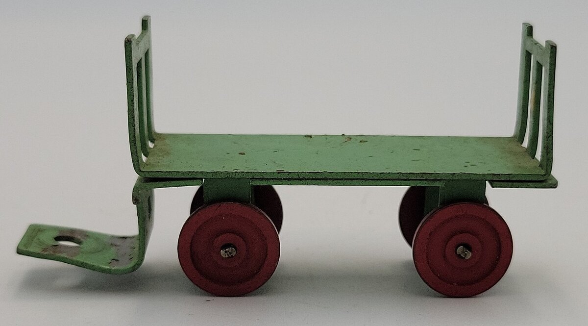 American Flyer 586A-1X Baggage Cart without Porter Figure