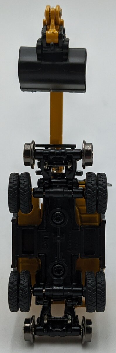 DieCast Masters 85612 1:87 Scale Caterpillar M323F Railroad Wheeled Excavator