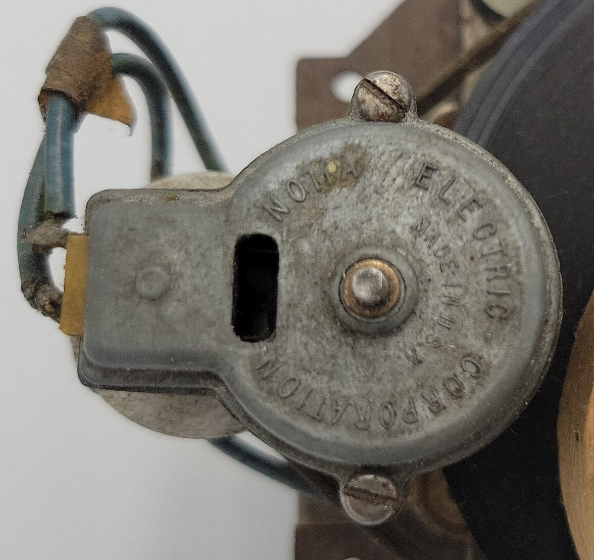 Noma-Phono M-1 Noma Station Phonograph Mechanism & Record / Parts or Restoration