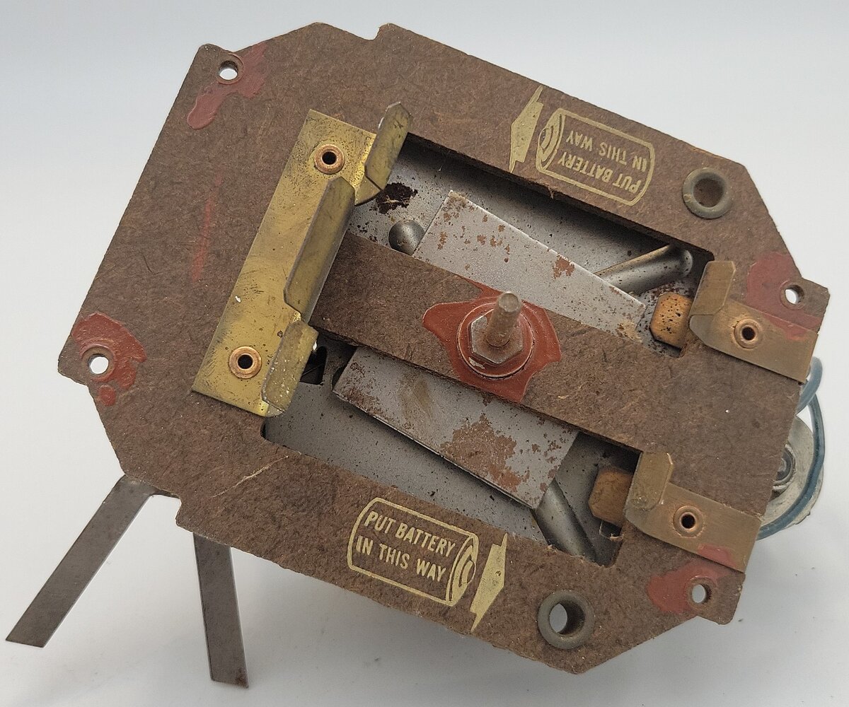 Noma-Phono M-1 Noma Station Phonograph Mechanism & Record / Parts or Restoration