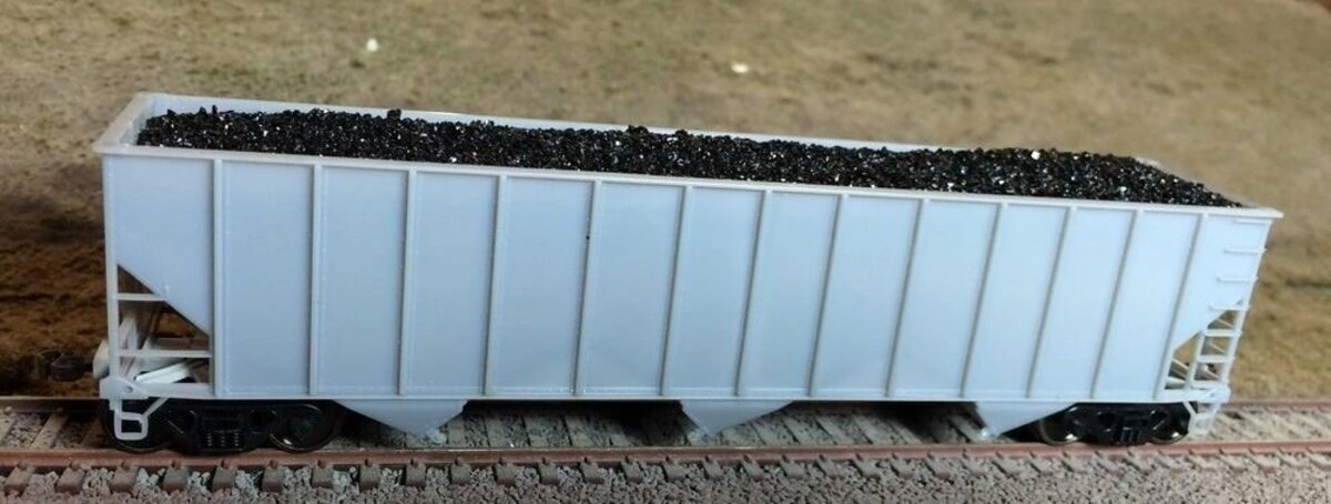 F+N Models 81728 HO Walthers 3-Bay Hopper Coal Load (Pack of 2)