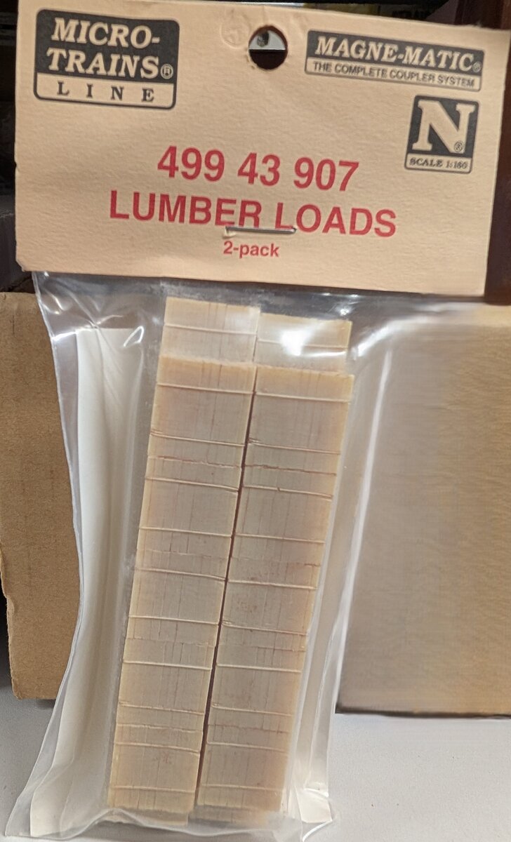 Micro-Trains 49943907 N Scale Lumber Loads (2-Pack)
