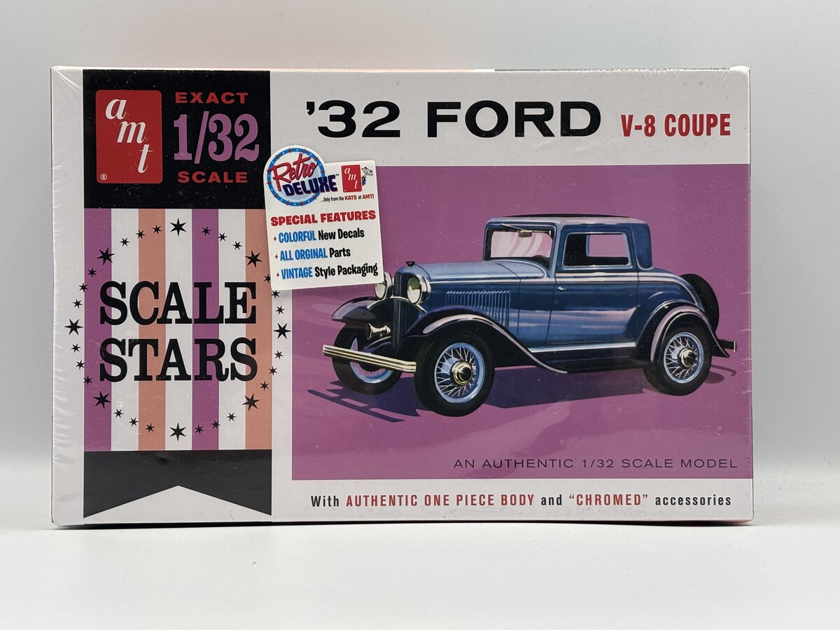 AMT 1181 1:32 1932 Ford Scale Stars Model Car Kit