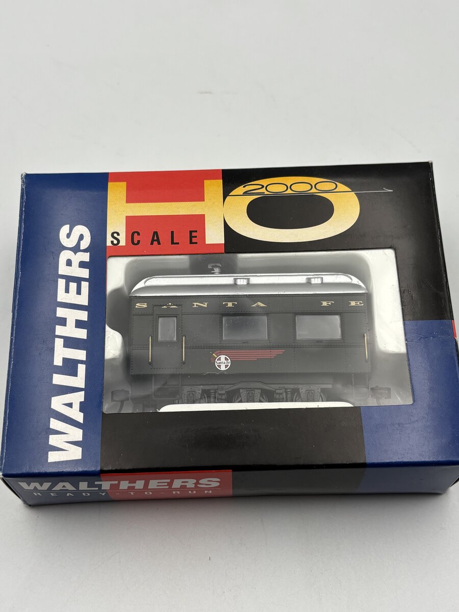 Walthers 932-16 HO Scale Santa Fe Passenger Car "Oscar