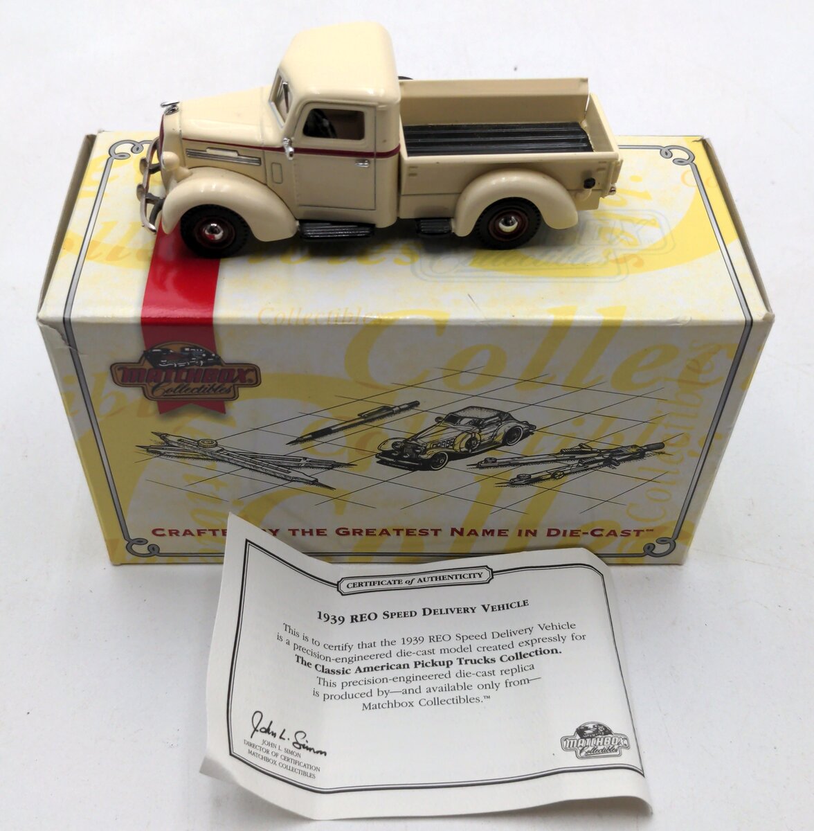Matchbox YTC04-M 1:43 1939 REO Speed Deliver Pickup Truck  Collectibles