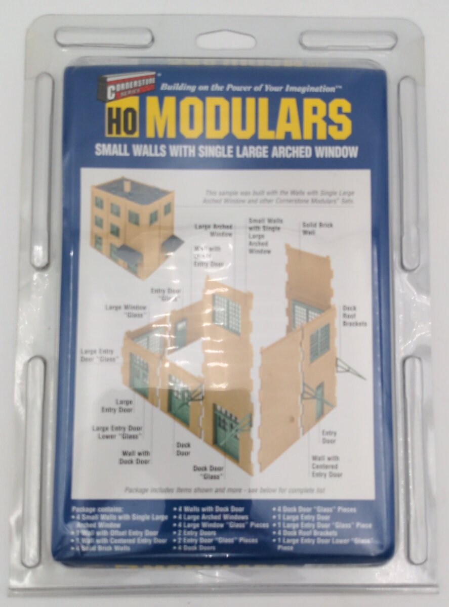 Walthers 933-3731 HO Cornerstone Modulars Small Walls w/Single Large Window